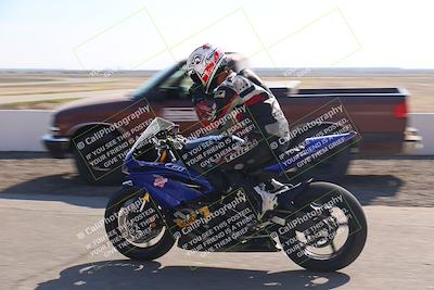 media/Nov-03-2025-Lets Ride (Mon) [[4d74c1c4d3]]/B Group/Grid/